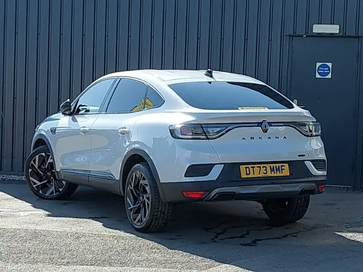 2024-renault-arkana-16-esprit-alpine-big-1