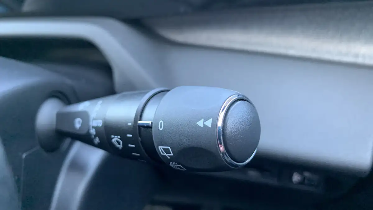 2022-peugeot-308-12-puretech-allure-premium-eat8-big-27