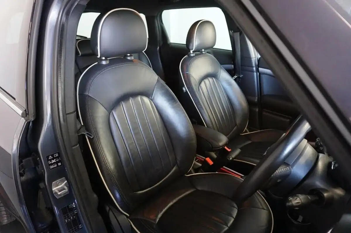 2015-mini-countryman-16-cooper-s-park-lane-edition-all4-big-17