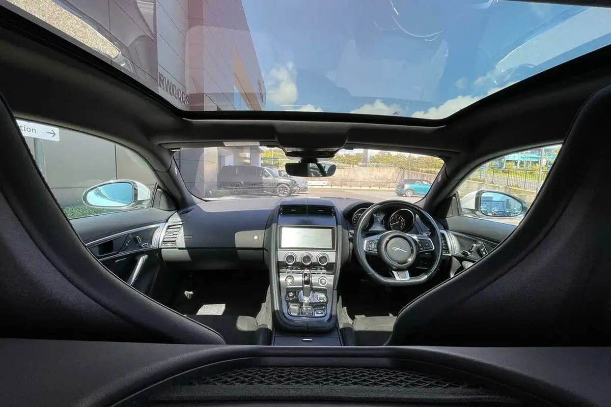 2019-jaguar-f-type-20-i4-r-dynamic-ss-coupe-big-3