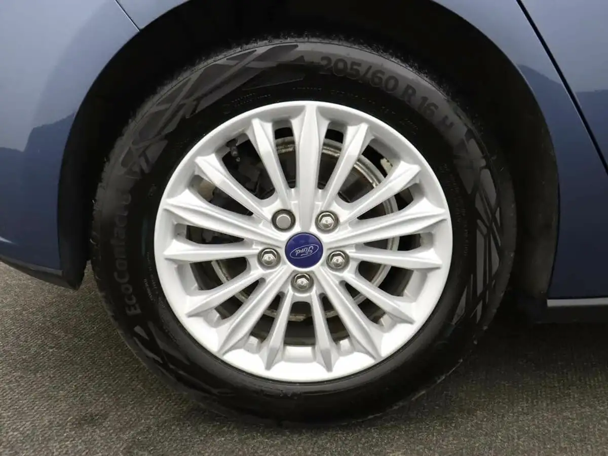 2020-ford-focus-big-5