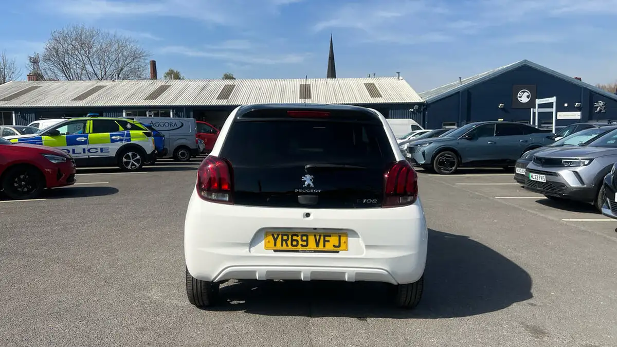2019-peugeot-108-10-allure-ss-hatchback-5d-big-8