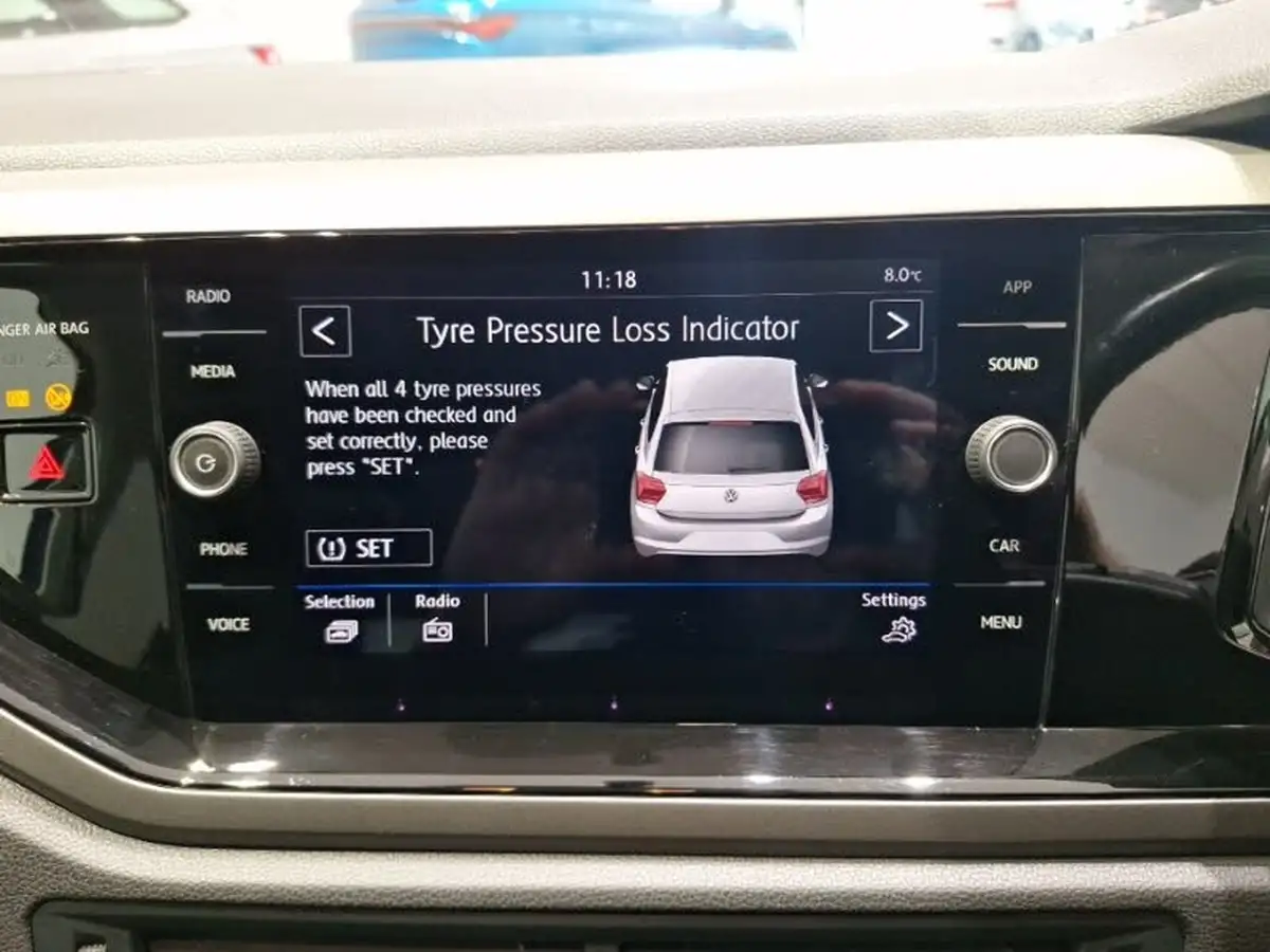 2019-volkswagen-polo-10-se-65ps-evo-ss-big-17