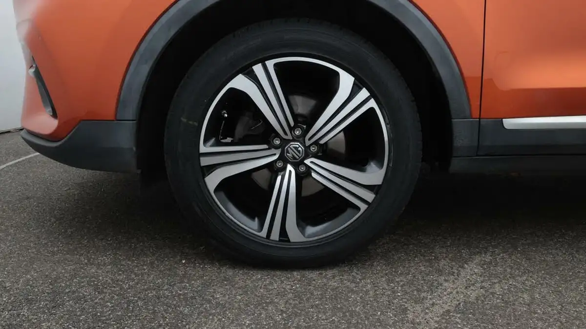 2022-mg-zs-suv-10t-gdi-excite-big-18
