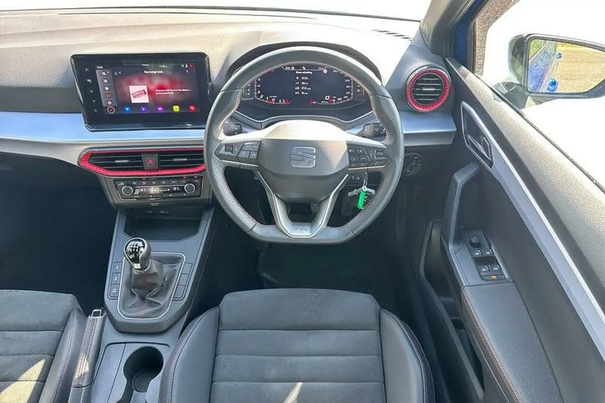 2024-seat-ibiza-10-tsi-fr-sport-115ps-big-10