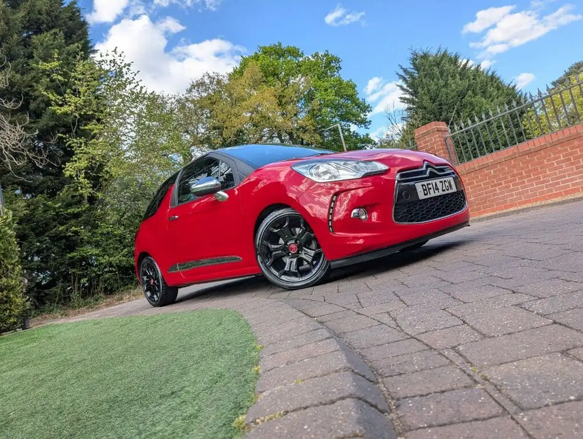 2014-citroen-ds3-16-dsport-plus-155ps-plus-big-5