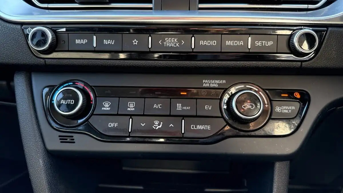 2021-kia-e-niro-ev-3-big-41