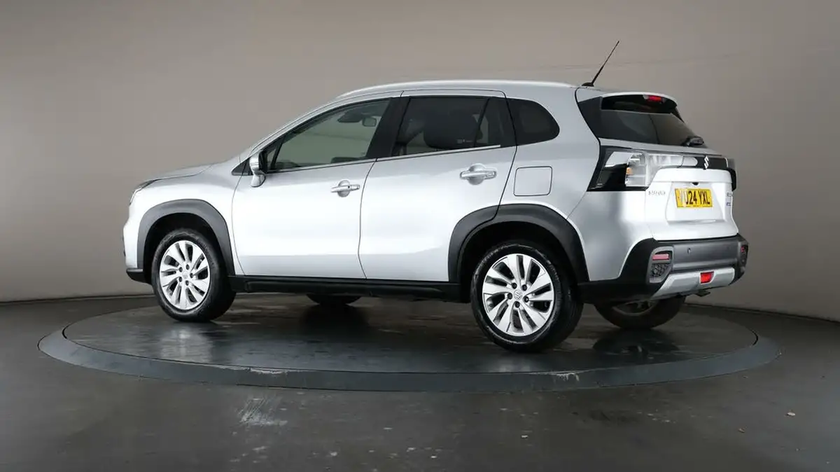 2024-suzuki-s-cross-14-boosterjet-motion-big-64