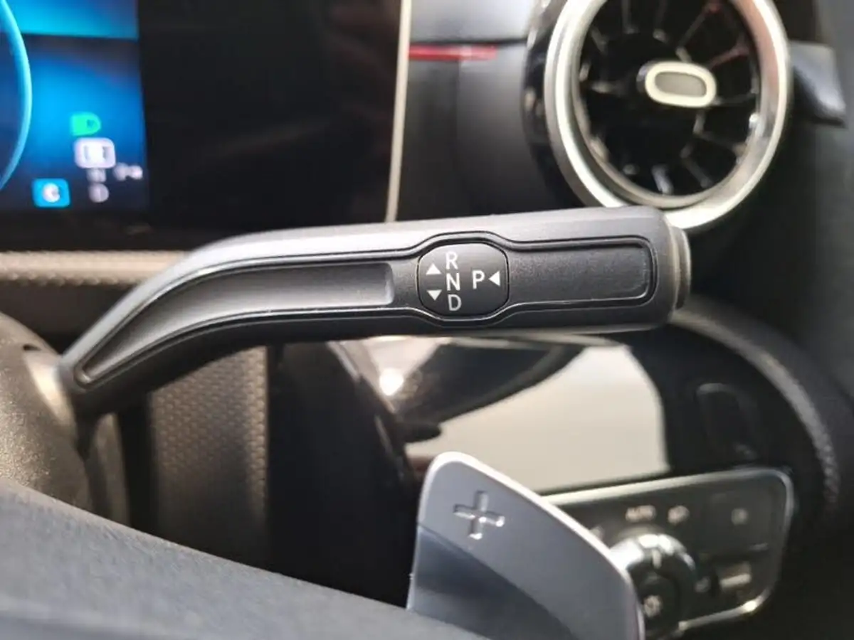 2019-mercedes-benz-a-class-13-a180-amg-line-executive-hatchback-5d-7g-dct-big-10
