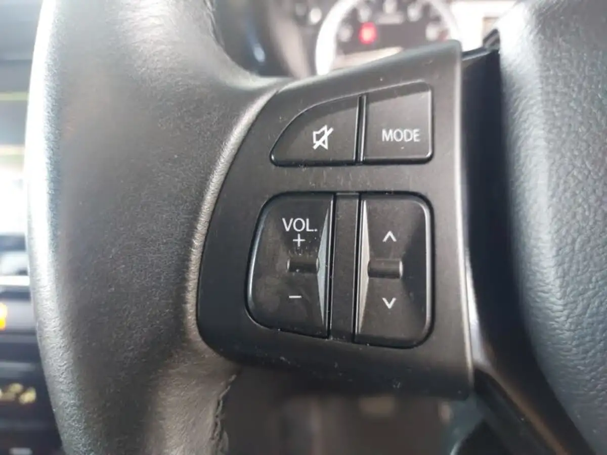 2017-suzuki-vitara-16-kuro-big-9