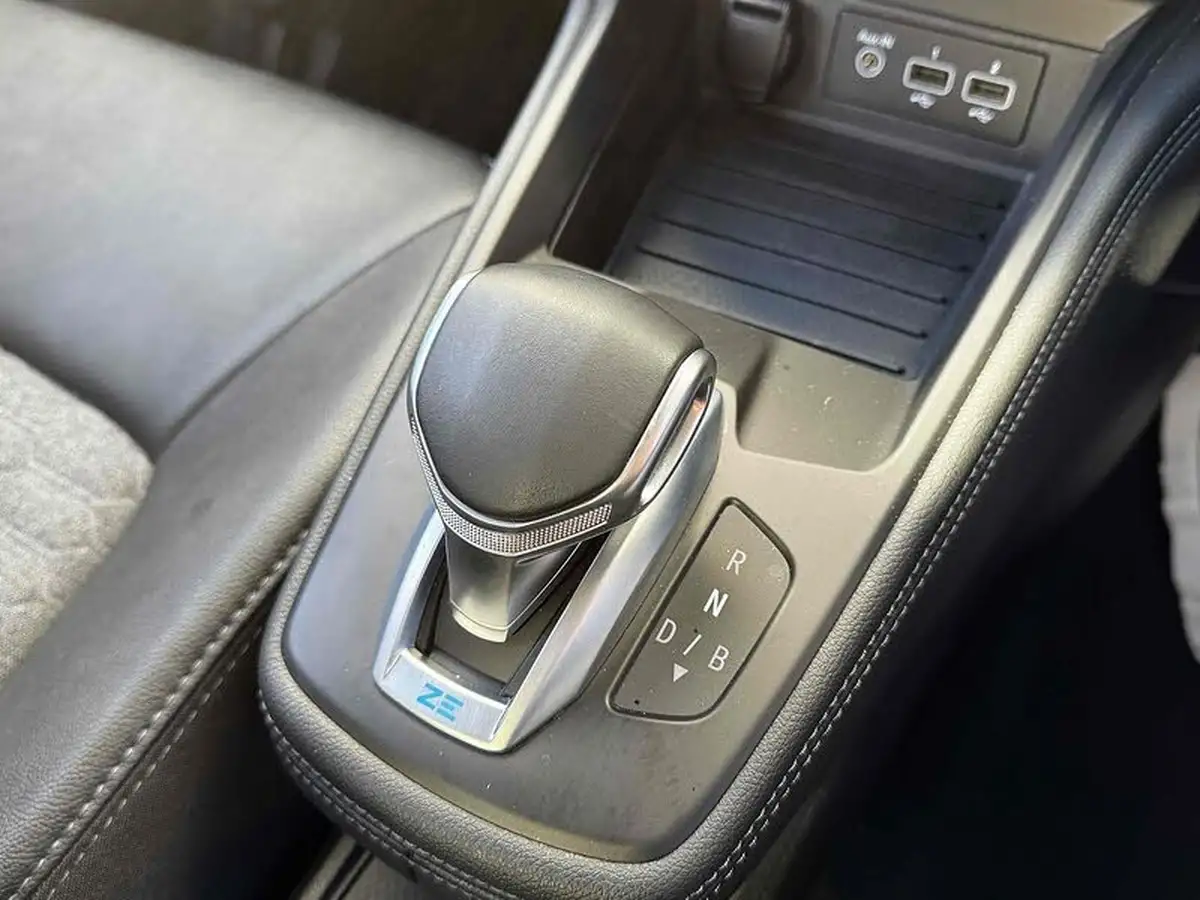 2022-renault-zoe-e-gt-line-big-31