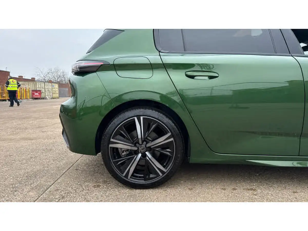 2023-peugeot-308-16-puretech-gt-180ps-big-6