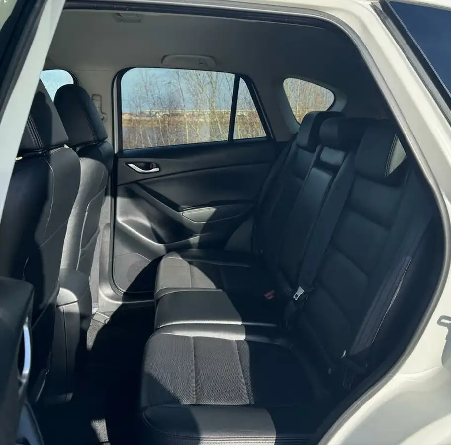 2014-mazda-cx-5-20-sport-nav-big-14