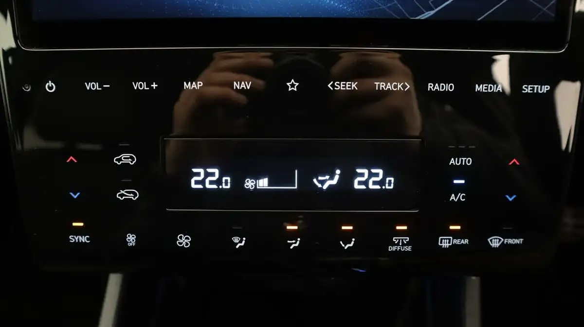 2022-hyundai-tucson-16-t-gdi-n-line-s-180ps-4wd-48-volt-mhev-dct-big-11