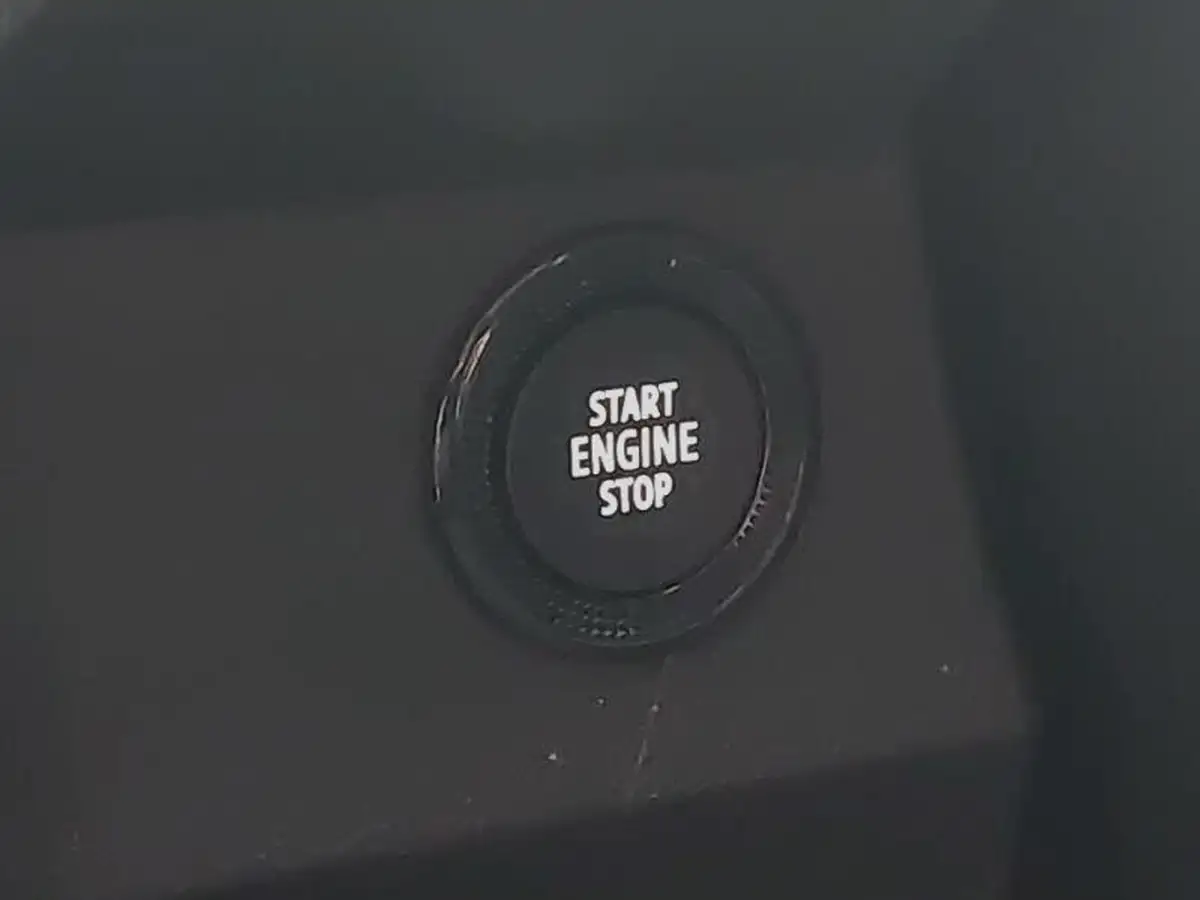 2022-dacia-sandero-stepway-10-tce-comfort-90bhp-big-18