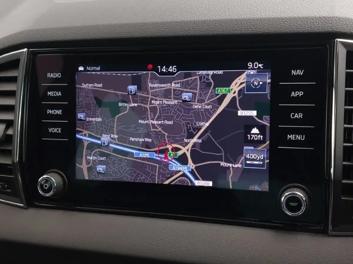 2019-skoda-karoq-15-tsi-se-l-dsg-big-13