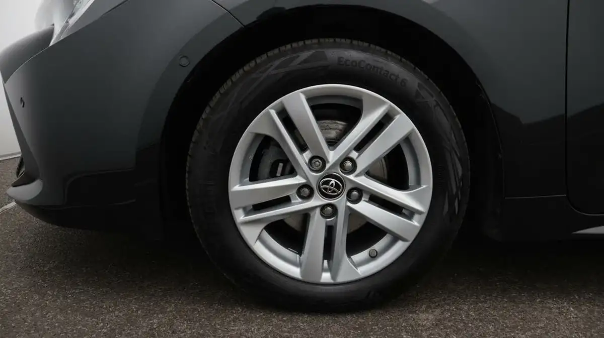 2019-toyota-corolla-18-vvt-i-icon-spare-wheel-hatchback-5d-big-18