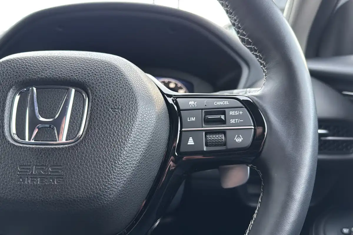 2024-honda-zr-v-20-i-mmd-advance-big-15