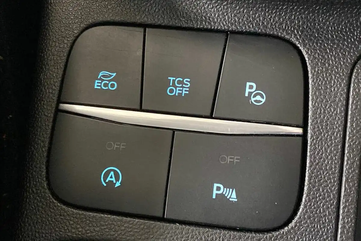 2018-ford-fiesta-10t-vignale-140ps-5d-big-32