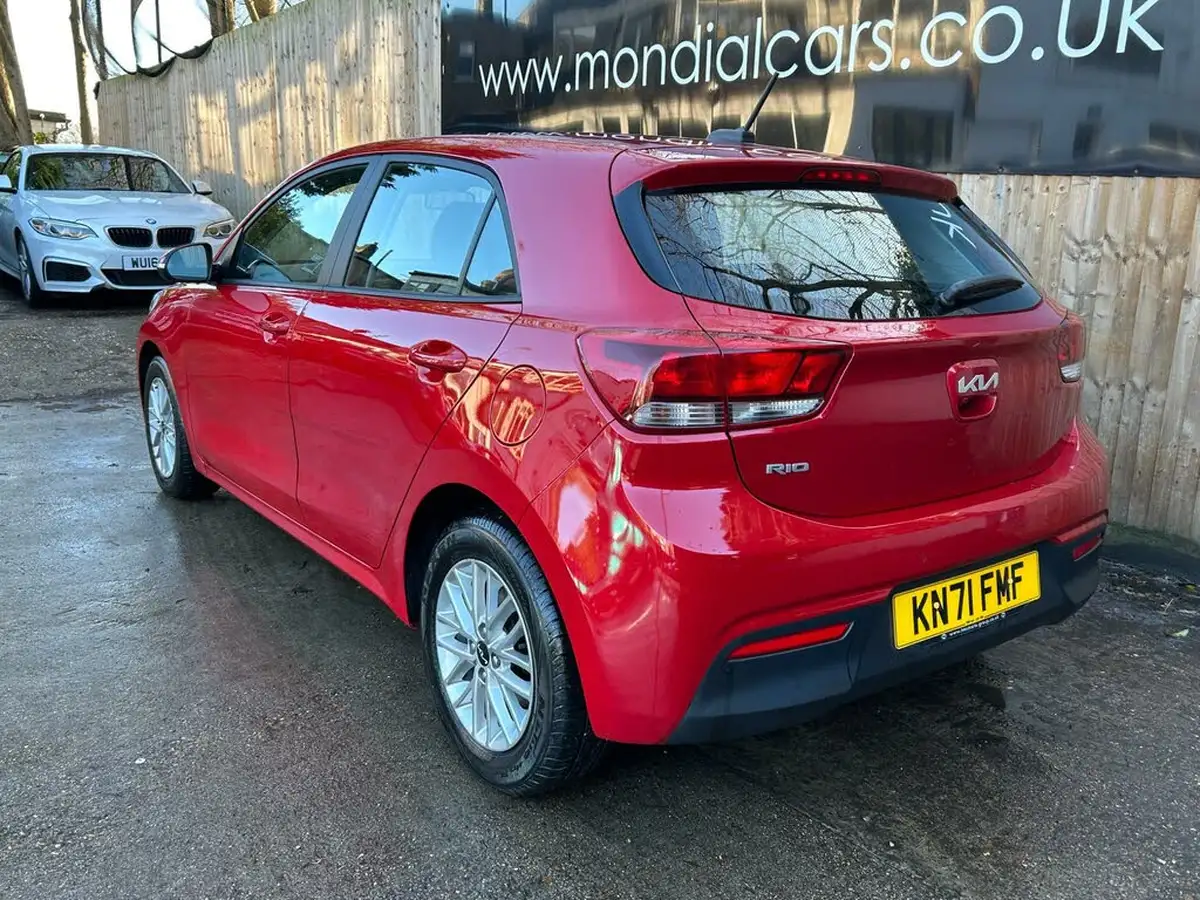 2021-kia-rio-10-t-gdi-2-dct-big-10