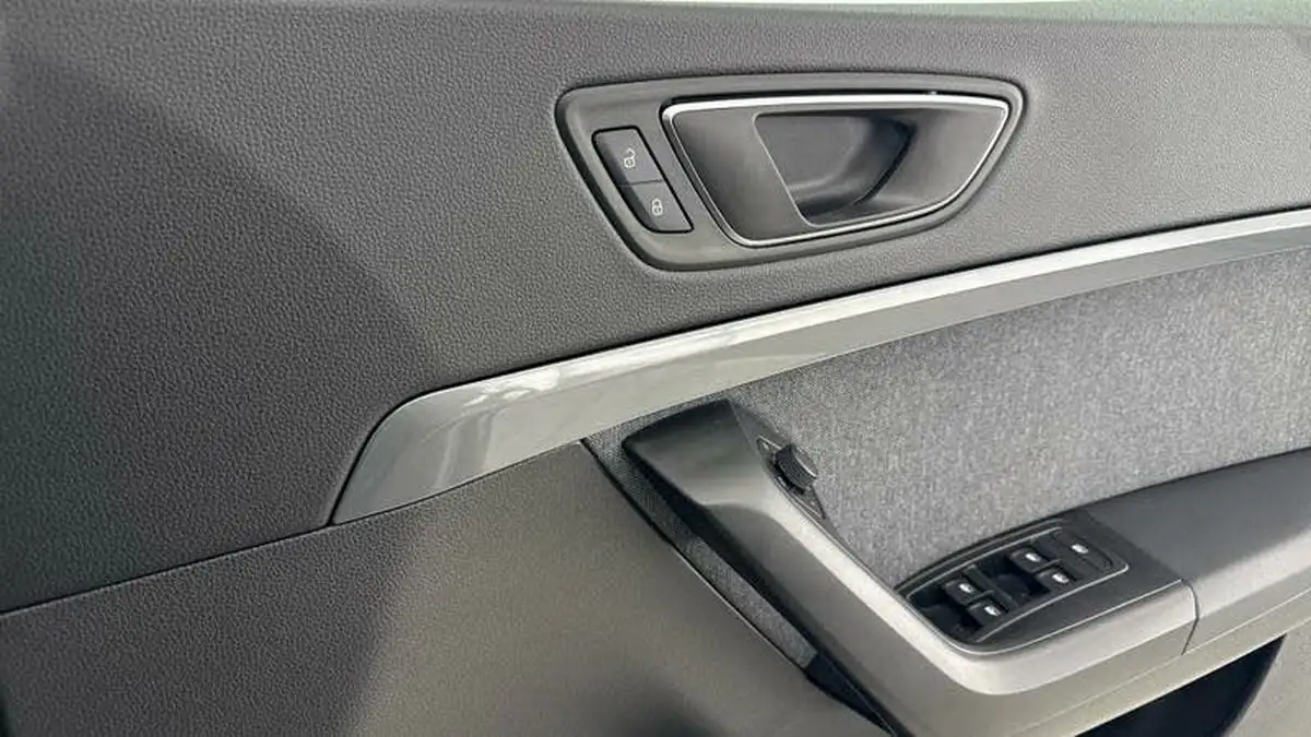 2022-seat-ateca-15-tsi-evo-se-technology-big-18