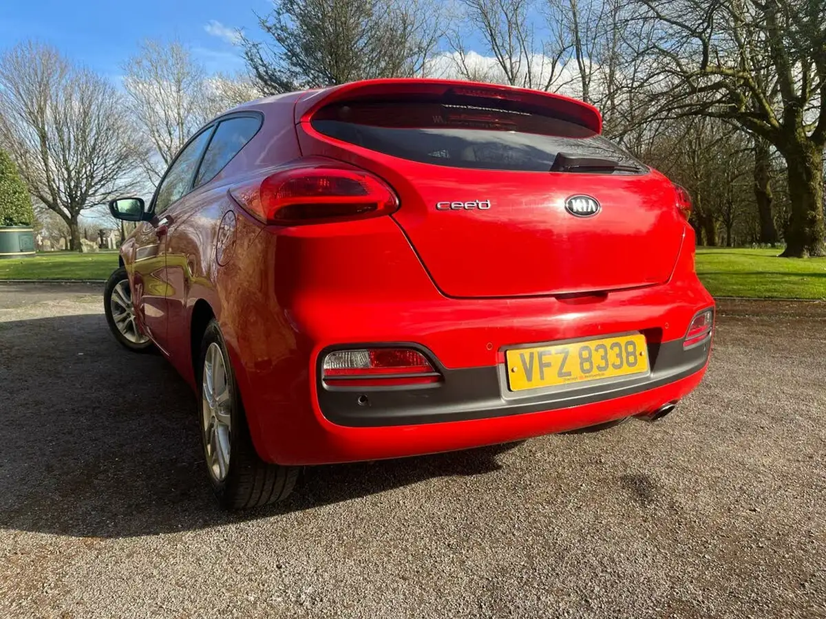 2015-kia-pro-ceed-14-sr7-gdi-1396cc-big-50