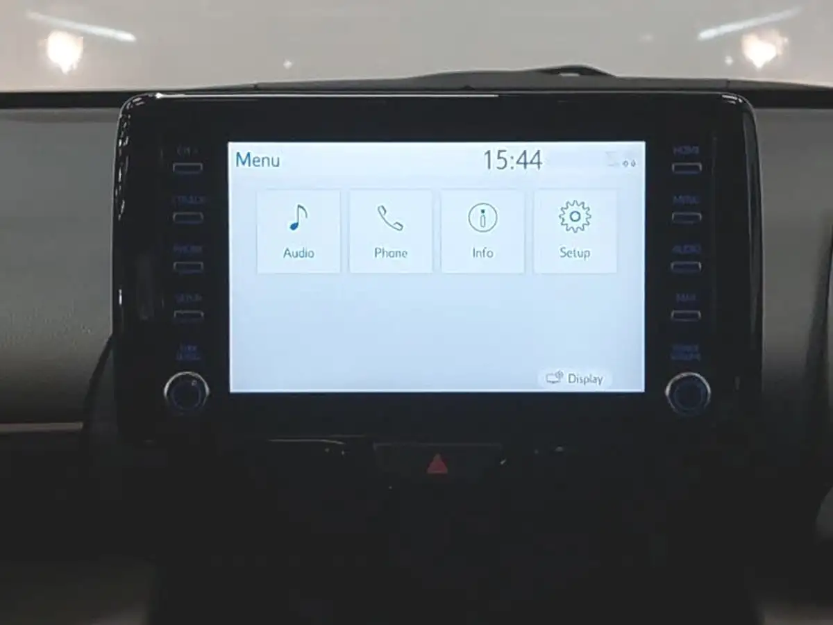 2022-toyota-yaris-cross-15-vvt-i-icon-big-10
