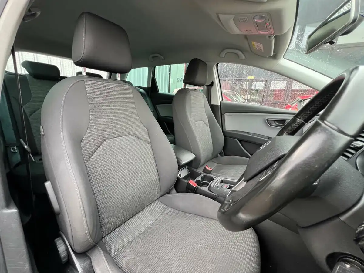 2020-seat-leon-16tdi-se-dynamic-estate-big-16