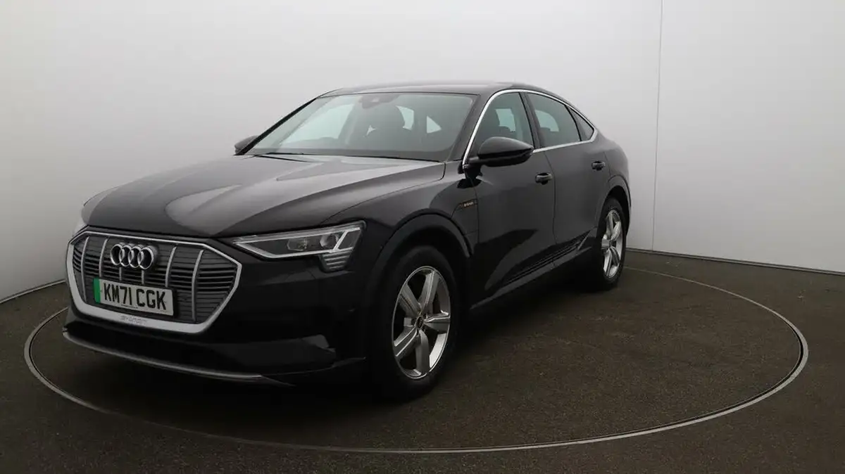 2021-audi-e-tron-55e-technik-sportback-big-30