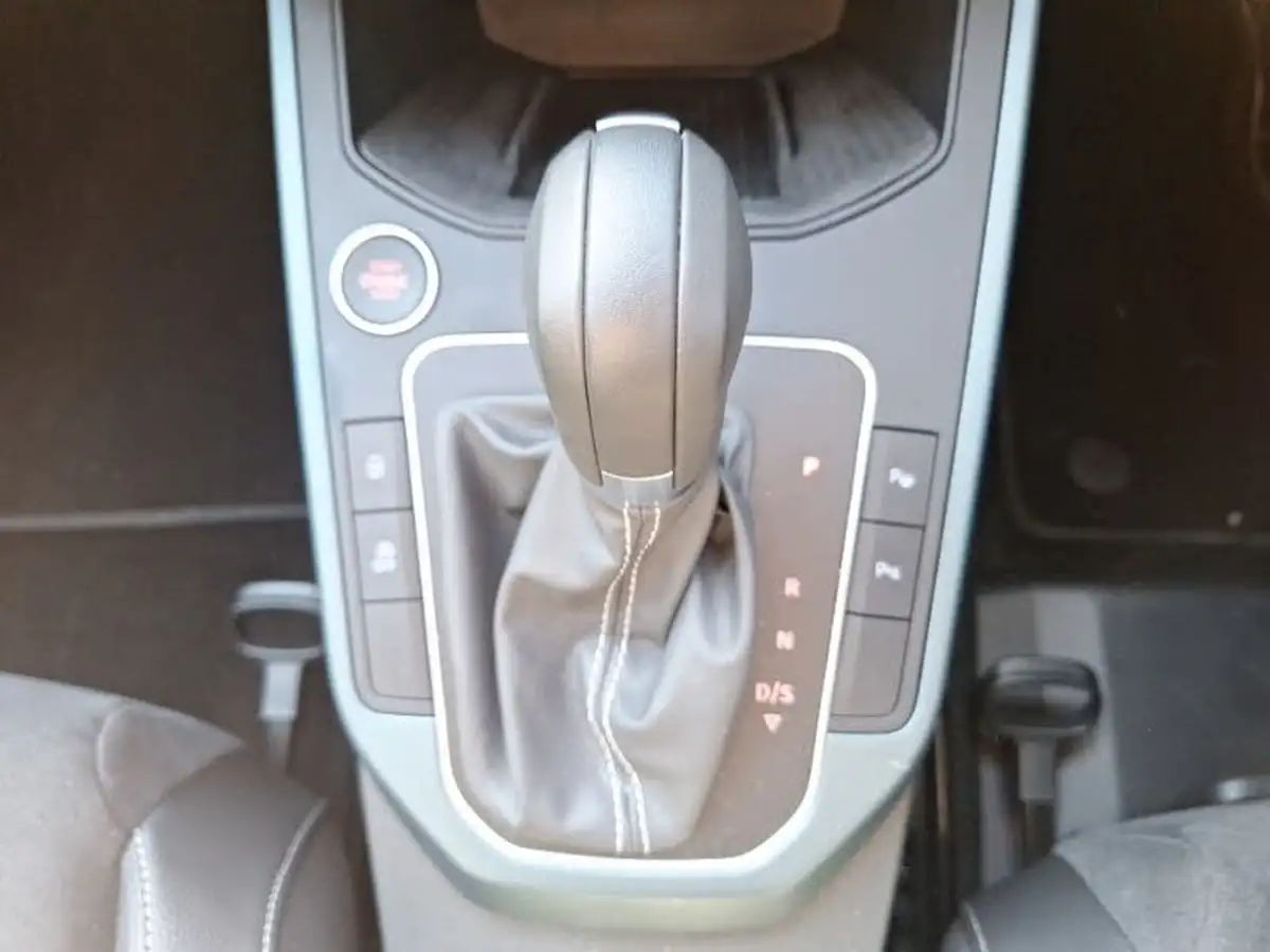 2023-seat-arona-10-tsi-xperience-lux-111ps-dsg-big-14