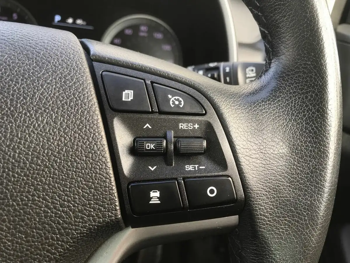 2019-hyundai-tucson-16-t-gdi-premium-se-dct-big-16