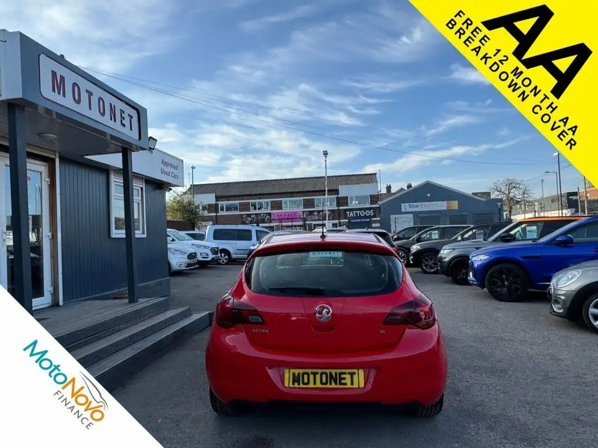 2012-vauxhall-astra-16-sri-vvt-16v-115ps-hatchback-5d-big-7