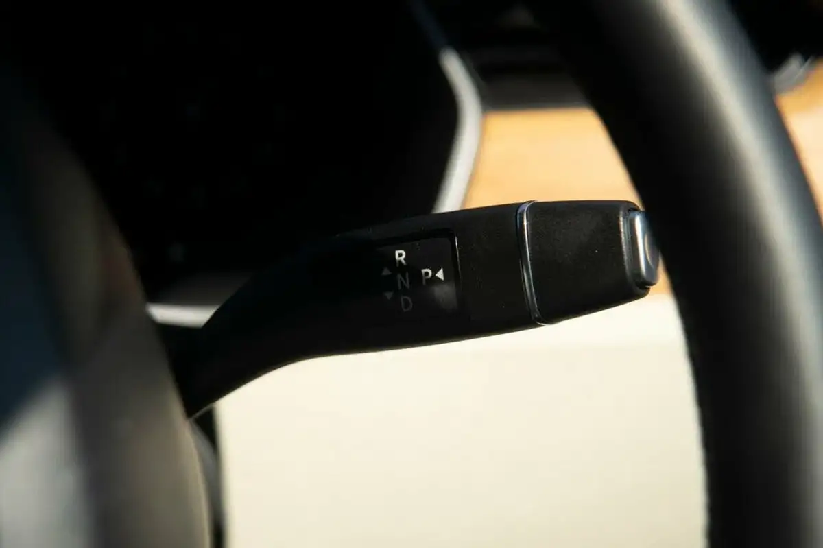 2020-tesla-model-x-e-long-range-big-15
