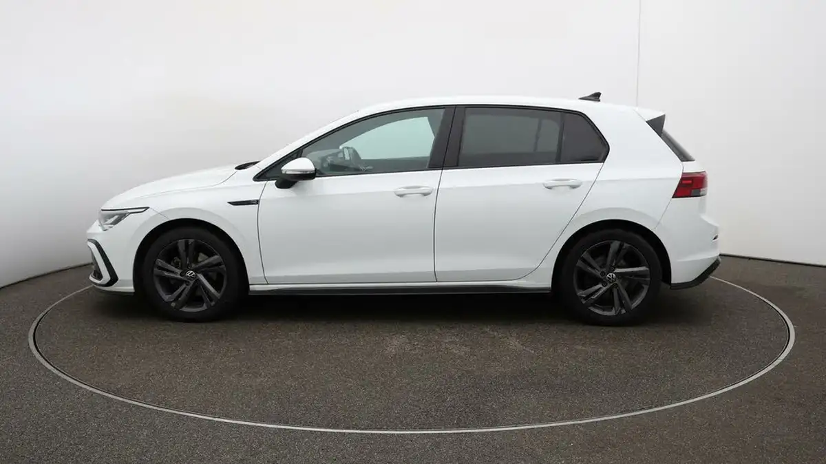2022-volkswagen-golf-15-tsi-r-line-150ps-hatchback-big-57