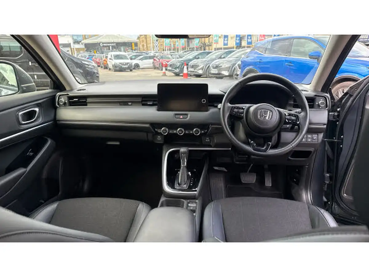 2022-honda-hr-v-15-i-mmd-advance-big-9