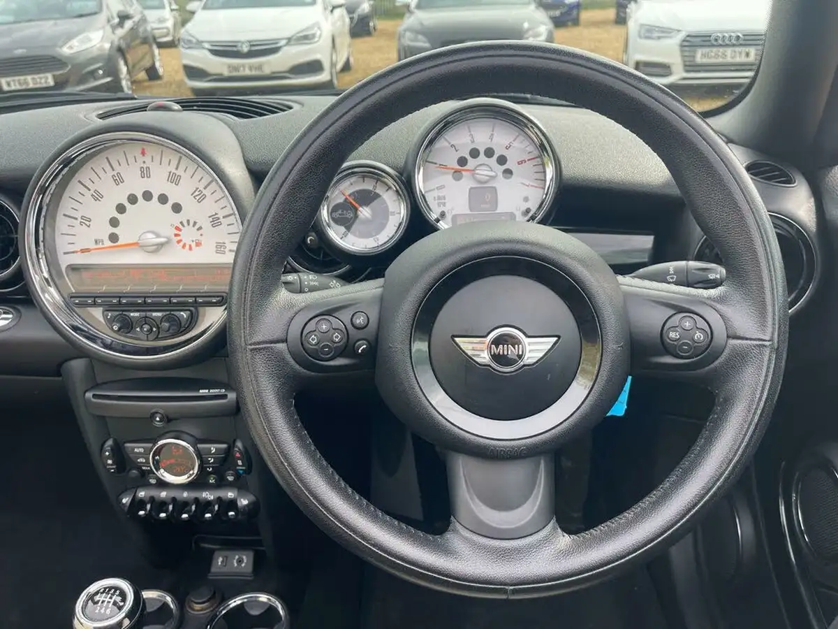 2013-mini-cooper-16td-cooper-d-112bhp-convertible-2d-big-16