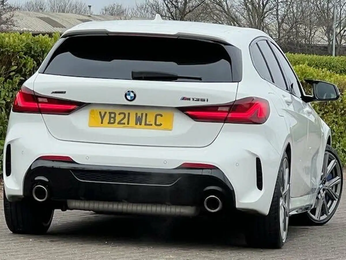 2021-bmw-1-series-20-m135i-xdrive-big-4