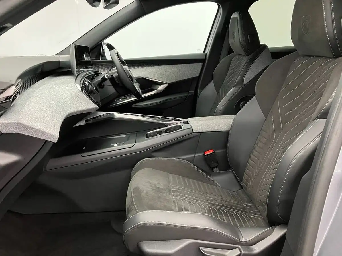 2024-peugeot-3008-suv-e-gt-big-24