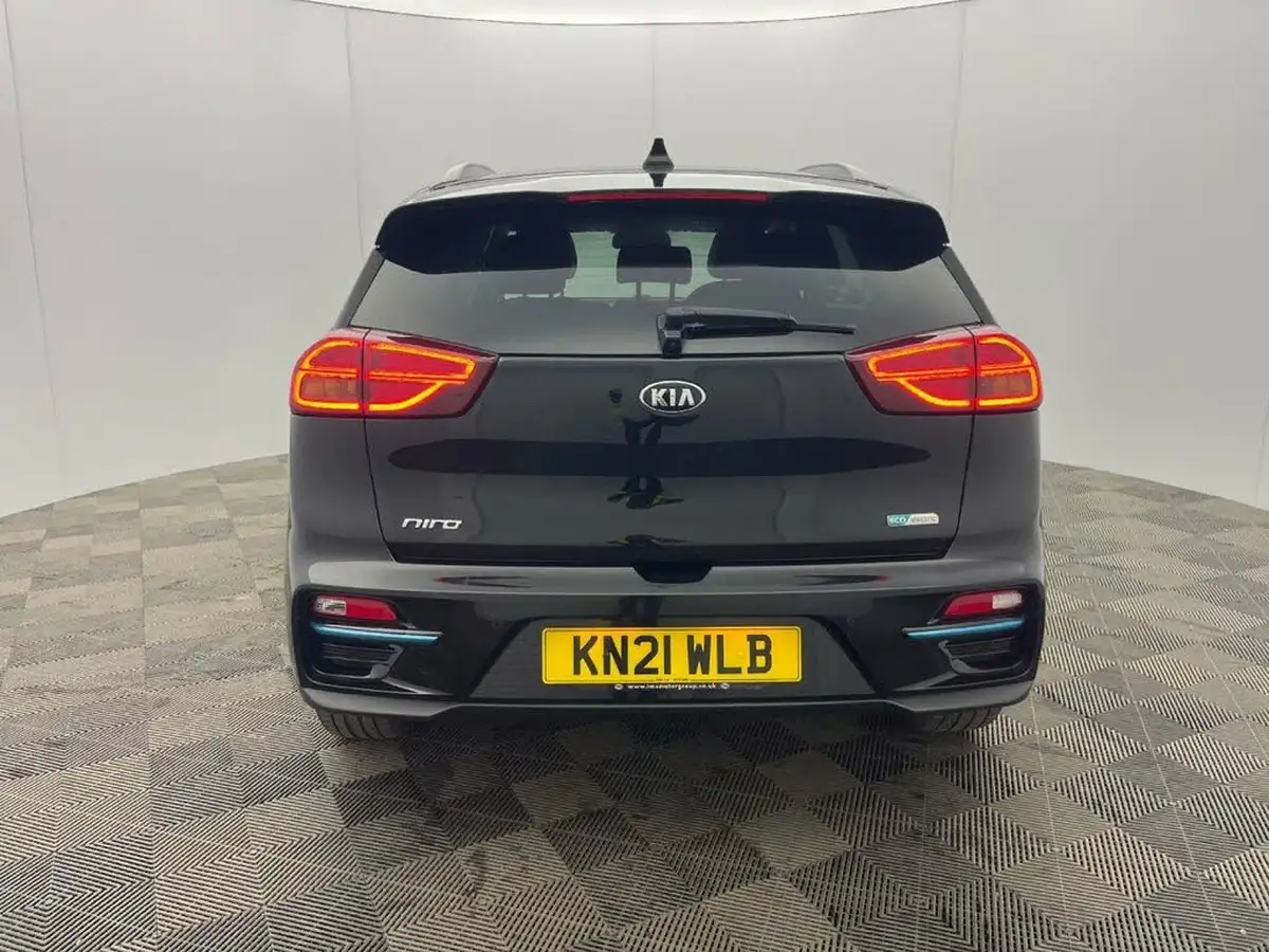2021-kia-e-niro-ev-4-big-3