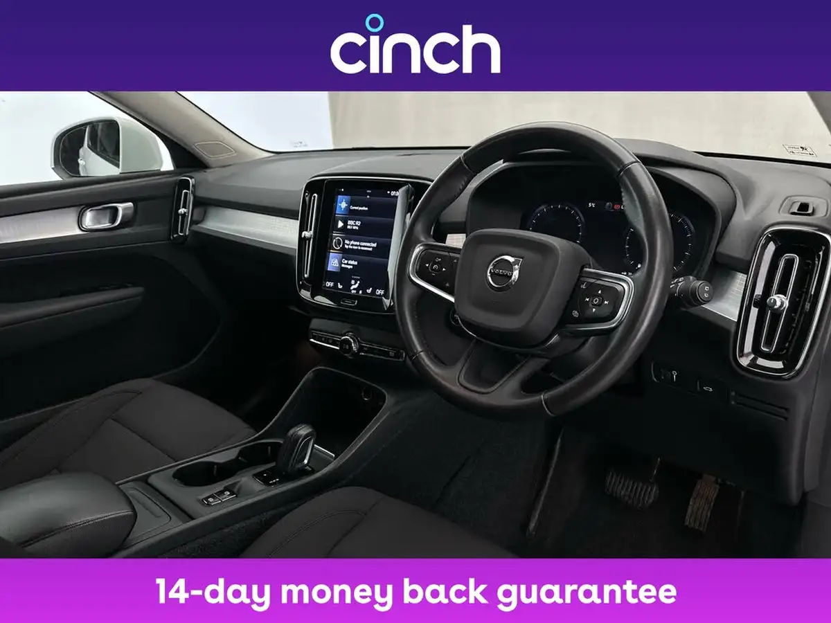 2020-volvo-xc40-15-t3-momentum-geartronic-big-8