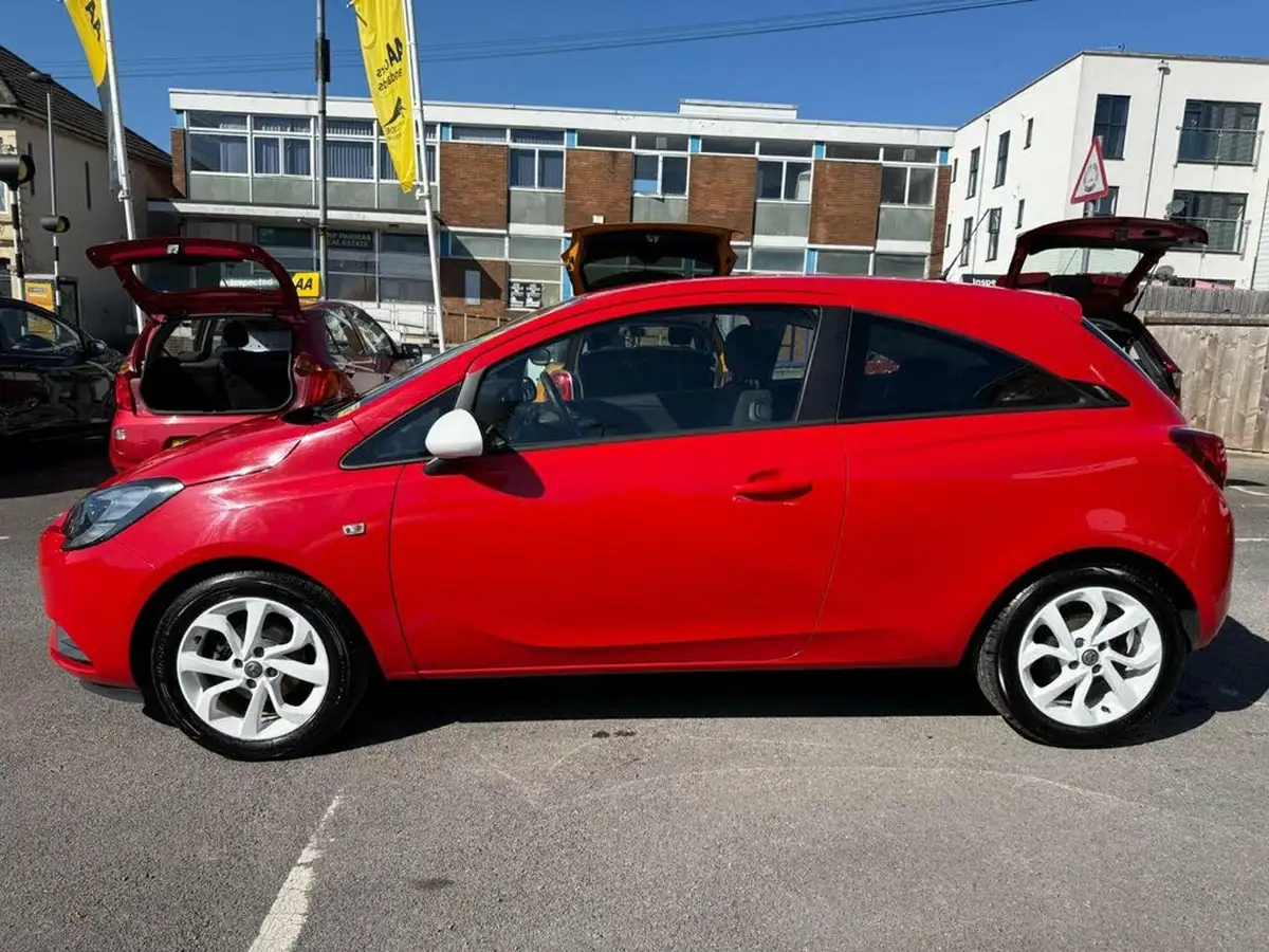 2016-vauxhall-corsa-14i-sting-75ps-3d-big-5