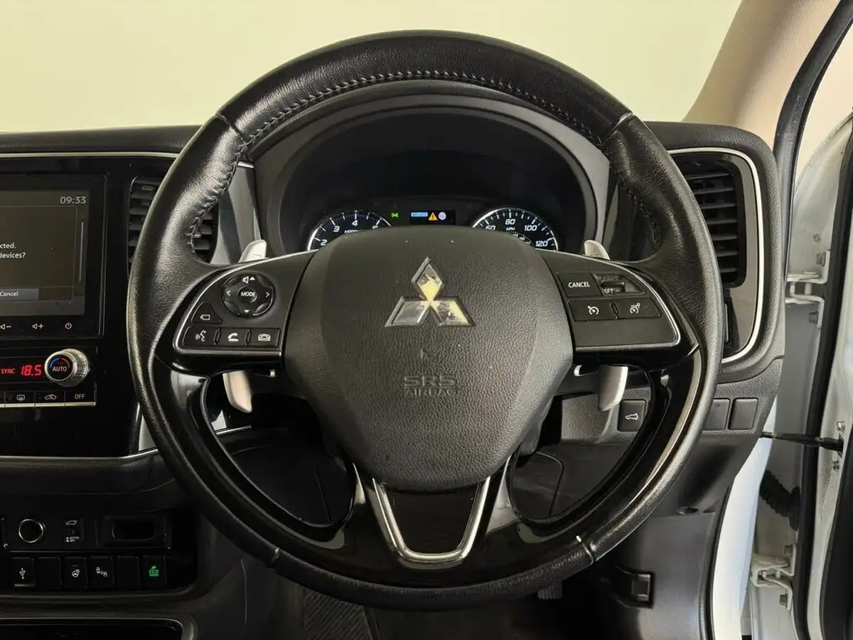 2019-mitsubishi-outlander-20-exceed-big-23