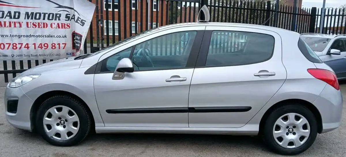 2011-peugeot-308-16td-access-16hdi-92bhp-fap-big-25