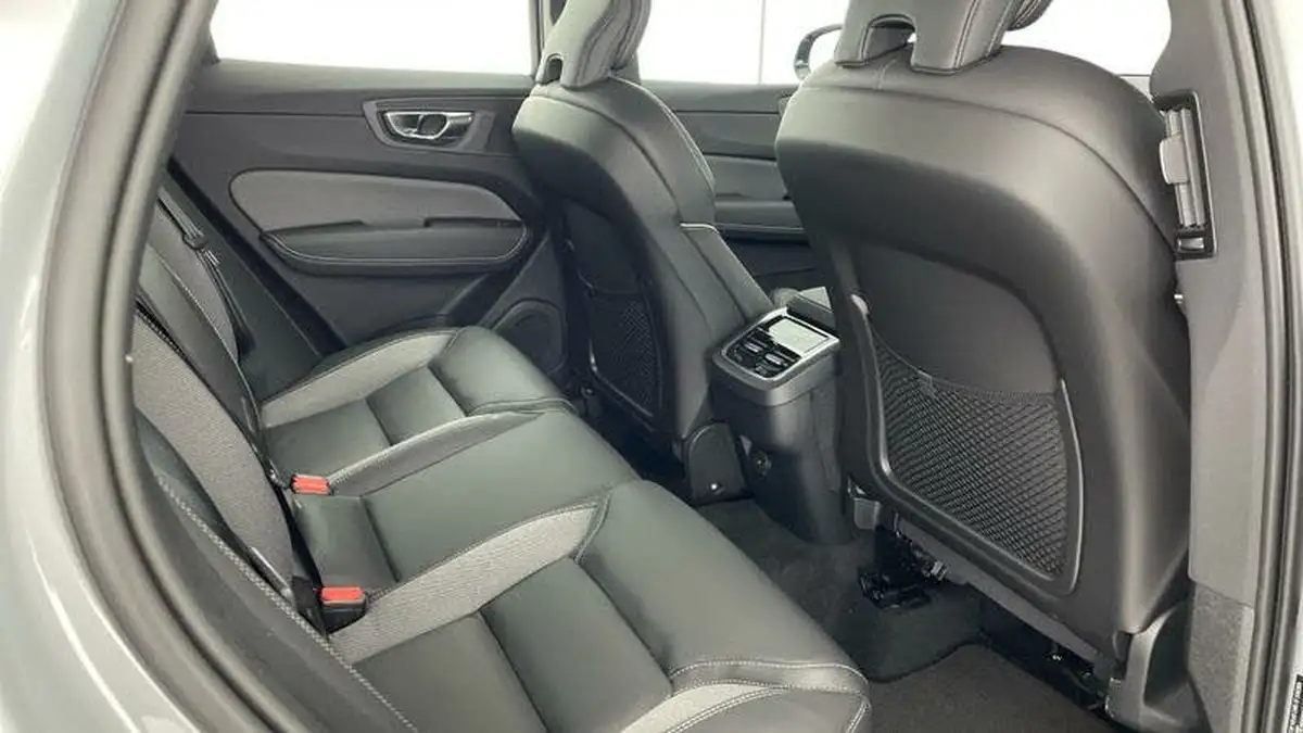2024-volvo-xc60-20-b5-plus-big-16