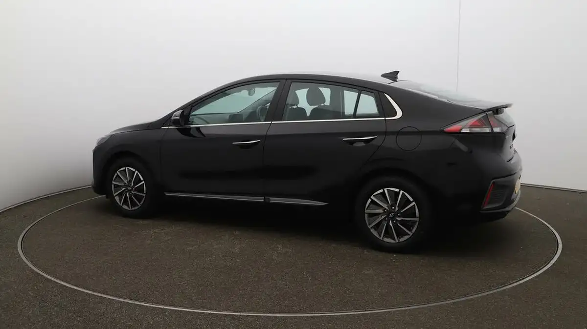 2021-hyundai-ioniq-e-premium-electric-100kw-big-38