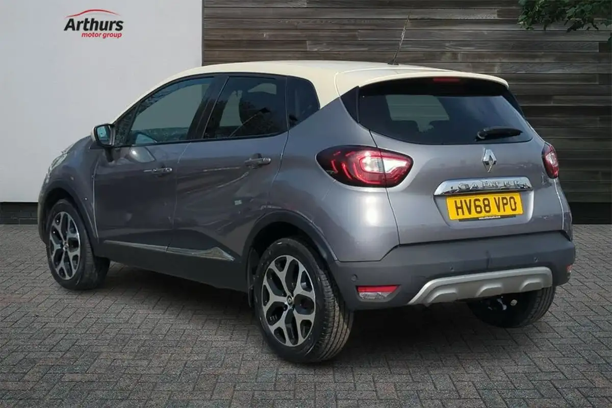 2018-renault-captur-09-tce-gt-line-big-4