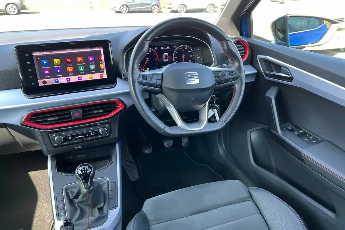 2023-seat-arona-10-tsi-fr-sport-big-16