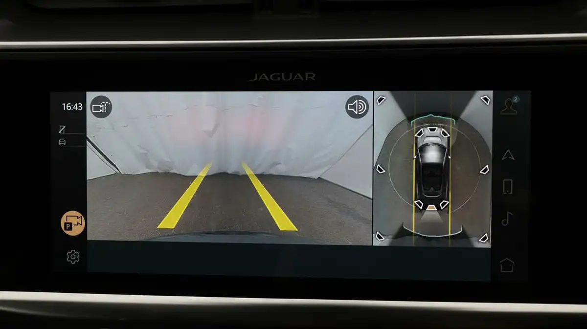 2021-jaguar-i-pace-ev400-hse-big-27