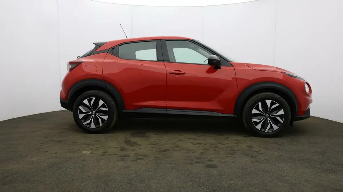 2021-nissan-juke-10-dig-t-acenta-big-7