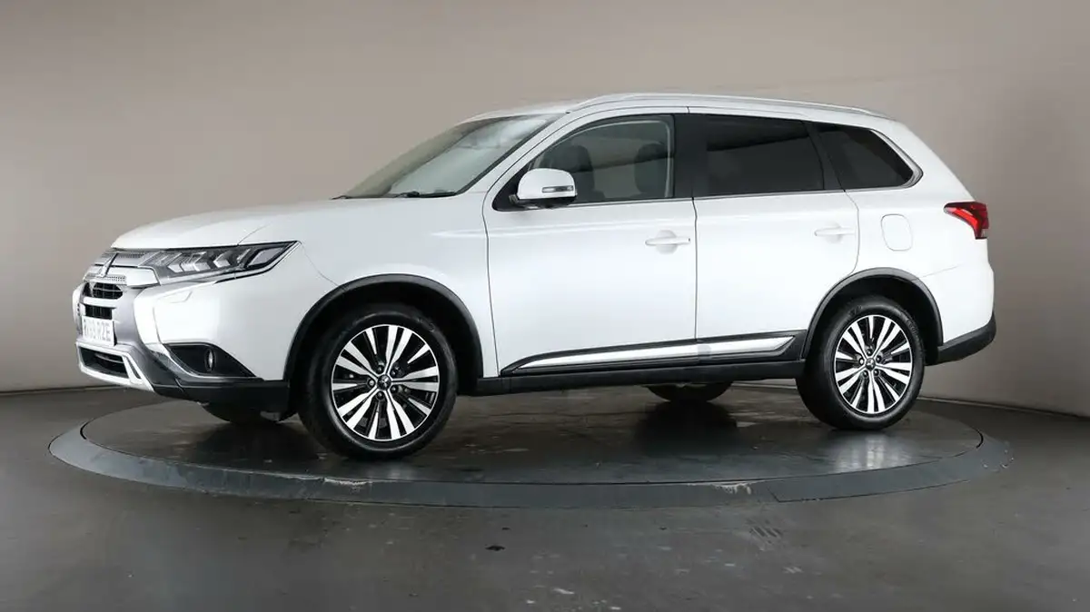 2019-mitsubishi-outlander-20-exceed-big-34